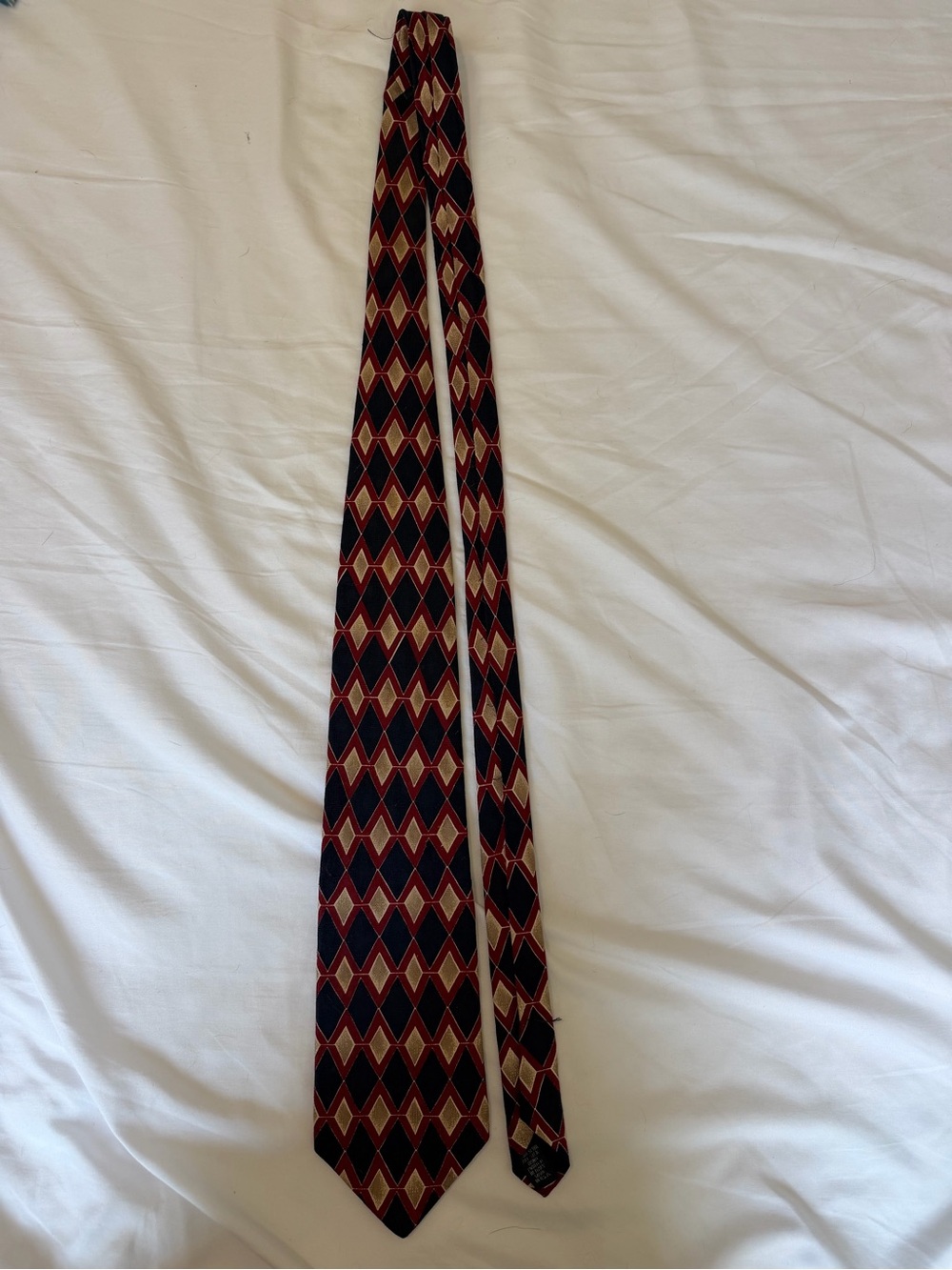Roundtree & Yorke Navy, Red and Tan Diamond Silk Tie